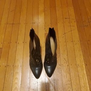 Womens black  designer  ankle boots